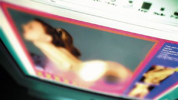 Donos de produtora pornô são presos por tráfico sexual e abuso de mulheres