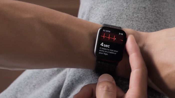 Apple Watch Series 6 não deve trazer display microLED neste ano, diz rumor – [Blog GigaOutlet]